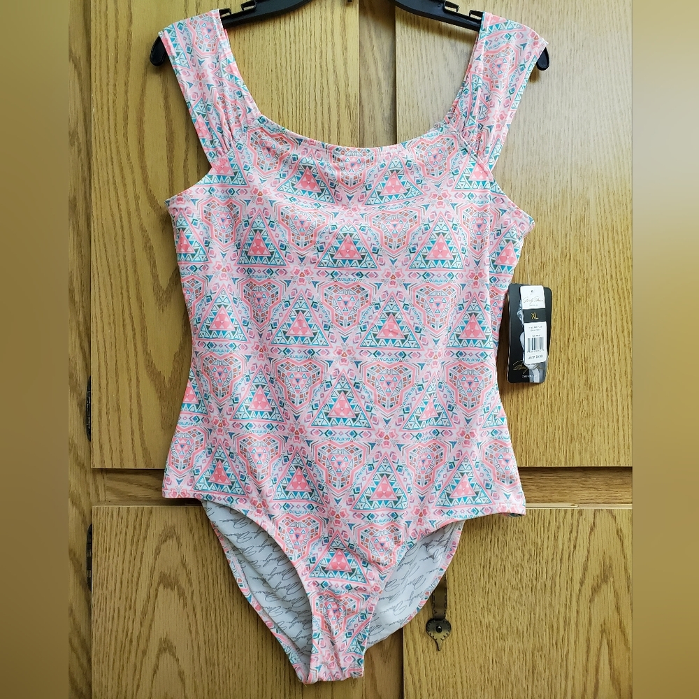 NWT XL Marilyn Monroe Swimwear Crisscross Back One Piece Swimsuit